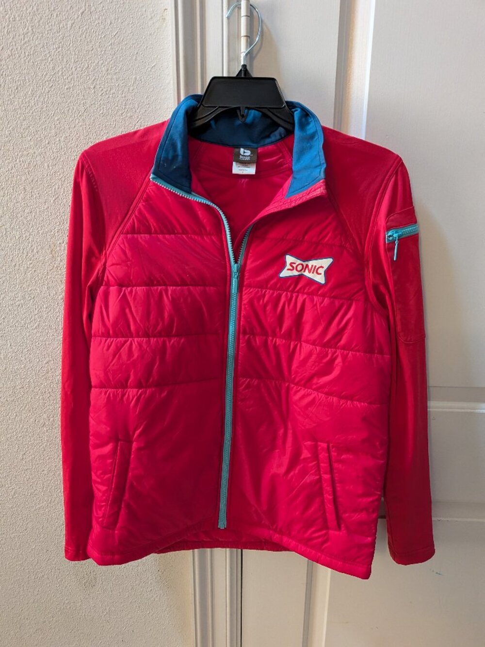 SONIC Employee Red Soft Shell Full-Zip Jacket Unisex Uniform Size Small